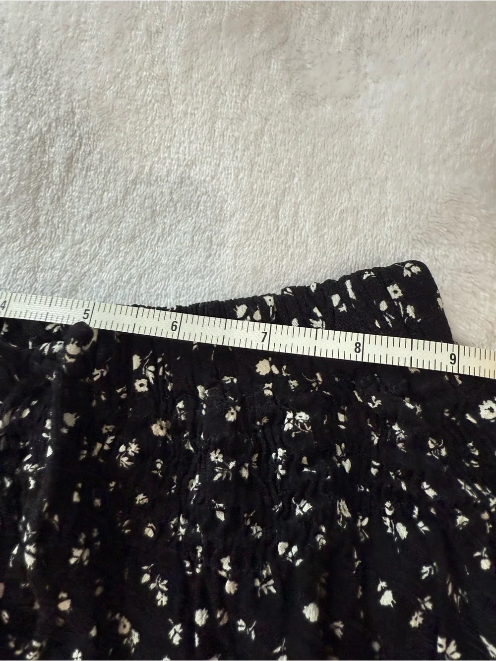 Zara girls Black Floral Tiered Mini Skirt - White Daisy Print 5T